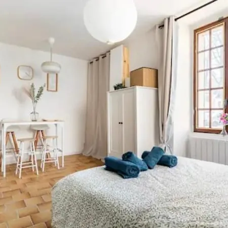 Apartment Grand 34m2, Paris Disneyland, Aeroport Cdg, Parc Asterix, Gare De Chelles Gournay Le Pin (Paris)